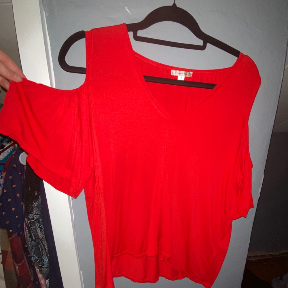 Cold shoulder top